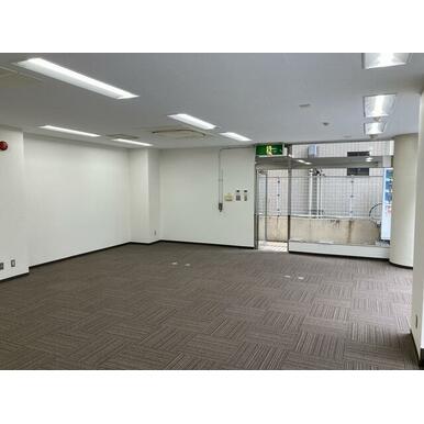 貸事務所 松栄宮城野ビル 1F 路面店 室内